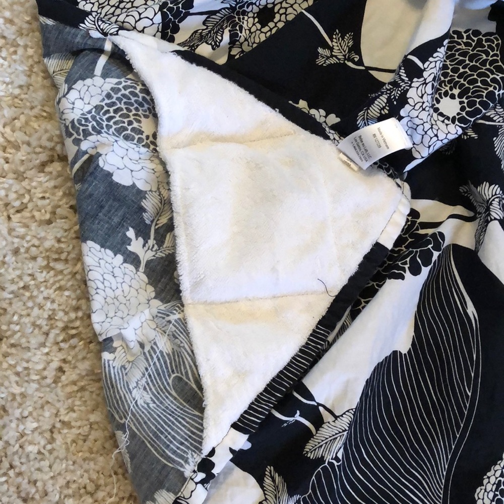 Nursing Cover Up - Picture 5 of 5